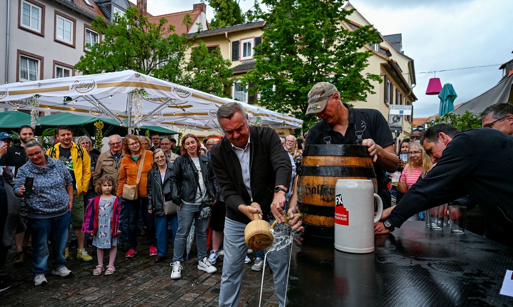 Hanau zieht Bilanz: Lamboyfest lockt Tausende und verzeichnet ruhigen Ablauf Hanau zieht Bilanz: Lamboyfest lockt Tausende und verzeichnet ruhigen Ablauf