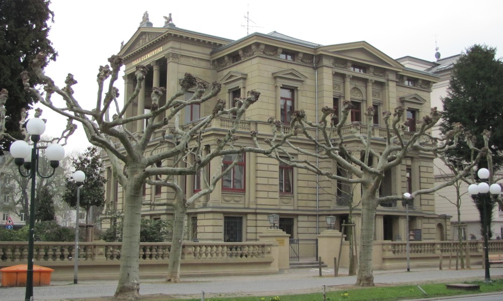 Stilles gemeinsames Lesen in der Villa Clementine: Leseparty am 13. Dezember