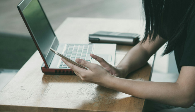 Virtuelle Wirtschaftswelten: Wie Online-Unternehmen neue Märkte erschließen Virtuelle Wirtschaftswelten: Wie Online-Unternehmen neue Märkte erschließen