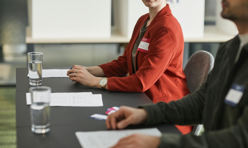Wahlausschuss prüft Kandidatenlisten für Wiesbadener Kommunalwahl am 15. März