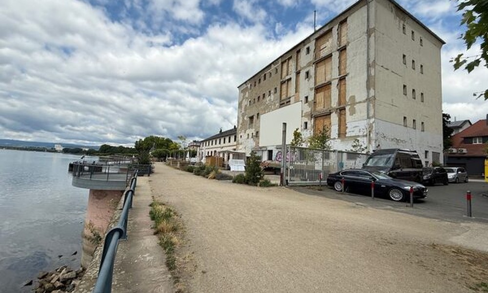 Wiesbaden verkauft historischen Zollspeicher in Biebrich an Musikinstrumentenhersteller Heckel Wiesbaden verkauft historischen Zollspeicher in Biebrich an Musikinstrumentenhersteller Heckel