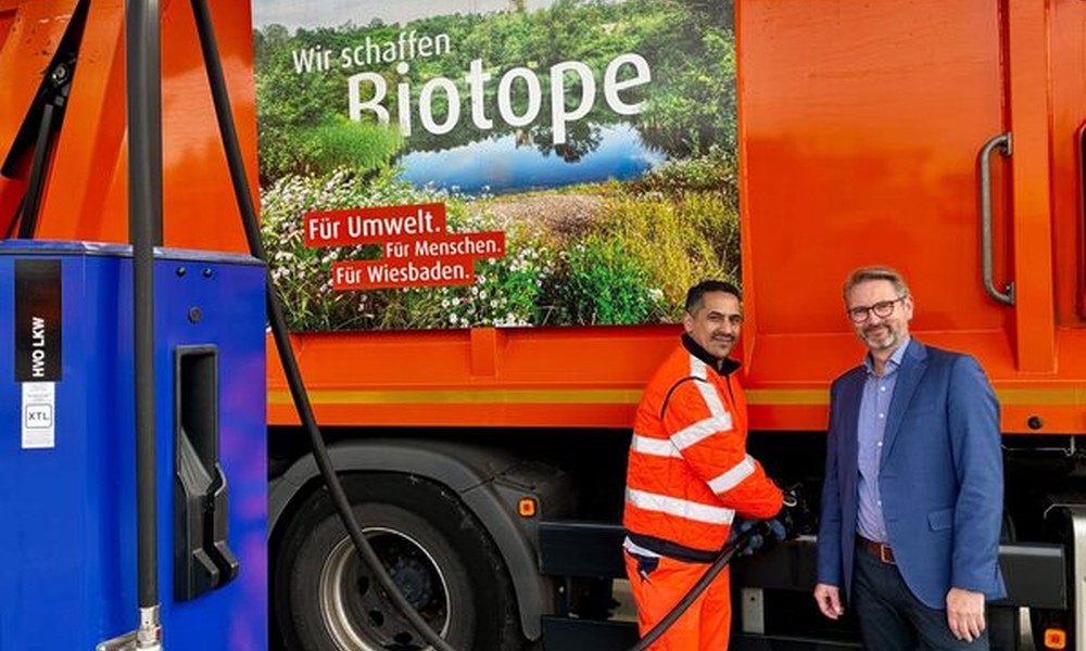 Wiesbadener Entsorger setzt auf HVO100 und reduziert CO2 der Müllflotte deutlich